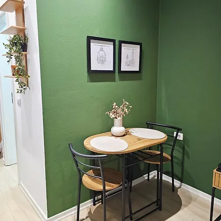 The View Magnet Self Check-in *